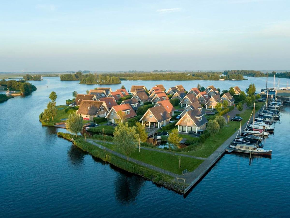 Отель Landal Waterpark Терхерне Экстерьер фото